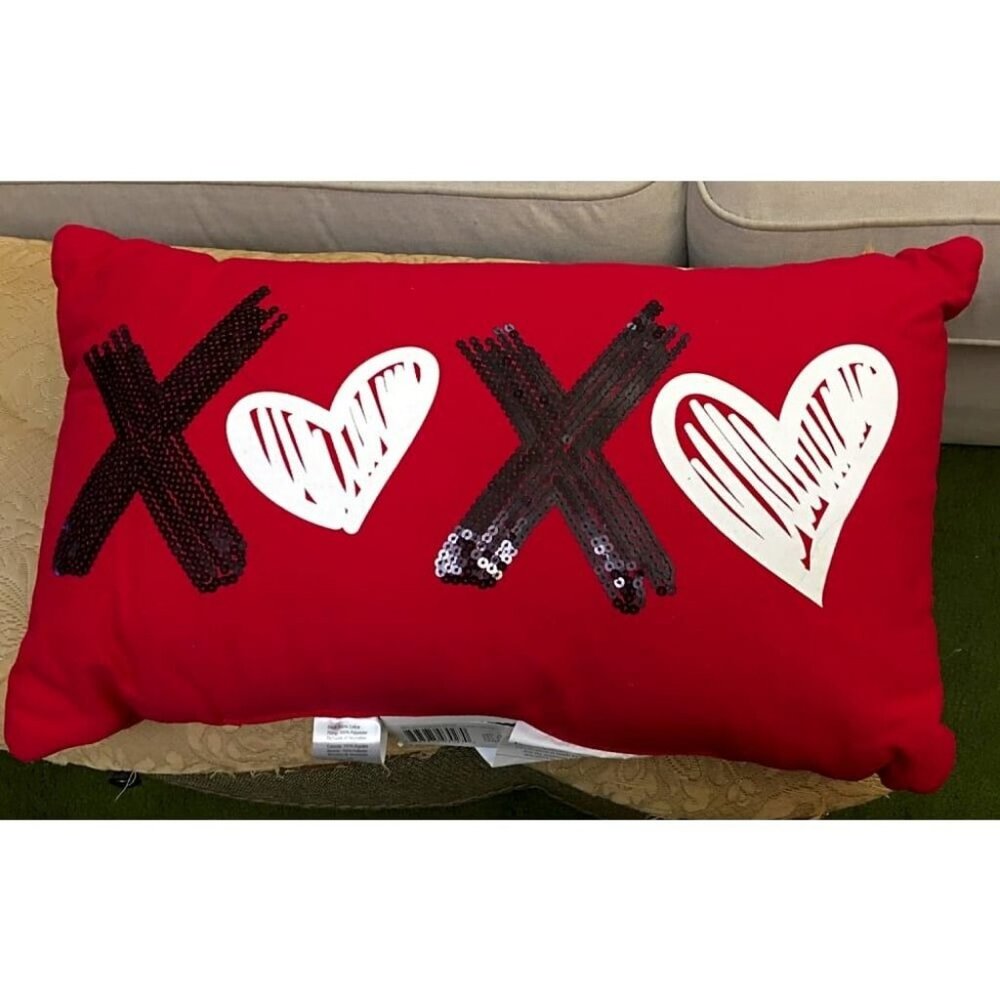 New Valentine Decor Throw Pillow XOXO 18 inches long #564